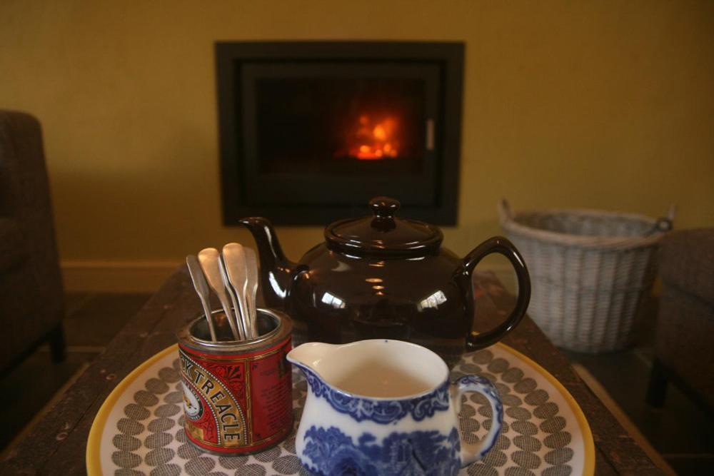 Creatively Converted Barn In Accessible Rural Spot Llanwrda Kültér fotó