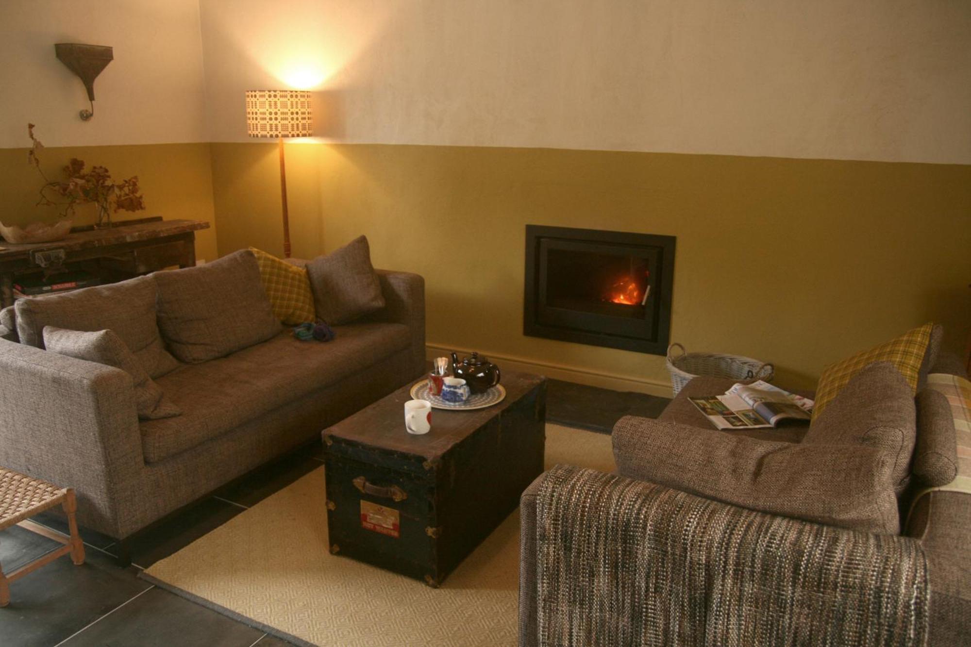 Creatively Converted Barn In Accessible Rural Spot Llanwrda Kültér fotó