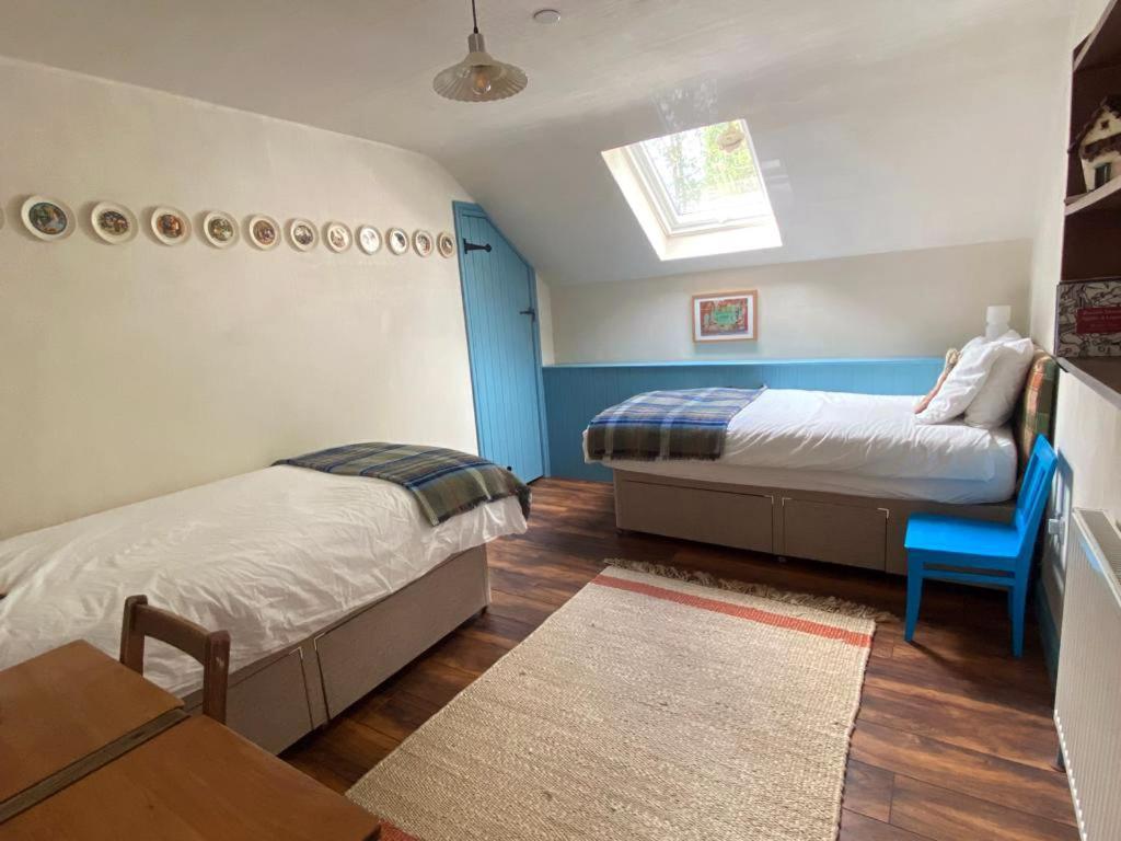 Creatively Converted Barn In Accessible Rural Spot Llanwrda Kültér fotó